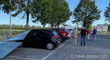 Vento forte: a Solaro pannelli delle elezioni sulle auto, danni a ... - Il Notiziario