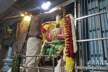 In India, deity decorating a calling for Hindu temple artist - The Reminder