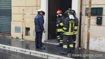 Fumo tossico in un appartamento. Vigili del fuoco al lavoro - ciociariaoggi.it