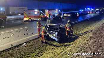 Schwerer Unfall auf A8 bei Leonberg: Neun Verletzte, fünf Kinder ... - Schwäbische