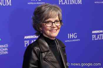 Sally Field to receive SAG lifetime achievement award - Hackney Gazette