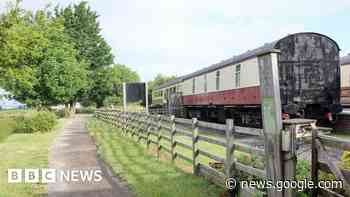 Scarborough-Whitby Cinder Track bike route to get £700,000 upgrade - BBC