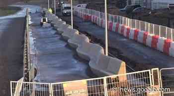 Update as work on West Kirby flood defence wall continues - Wirral Globe