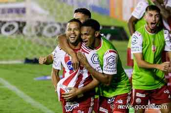 Náutico vence o Brusque nos Aflitos e diminui distância dos ... - Esportes DP