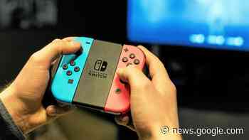 Sportlich an der Konsole in der Stadtbibliothek Gotha - Thüringer Allgemeine