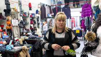 Saldi, a Vercelli partenza al rallentatore tra pochi clienti e negozi ... - La Stampa