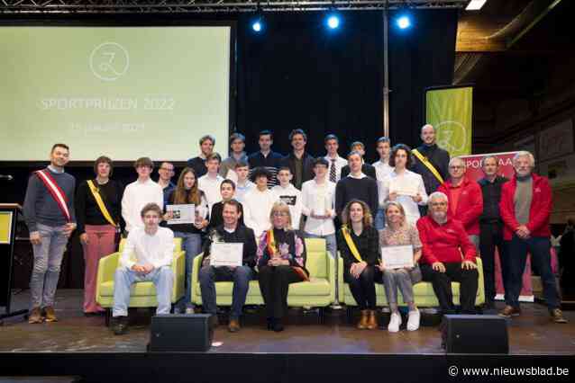 Gemeente zet beste sporters in de bloemen