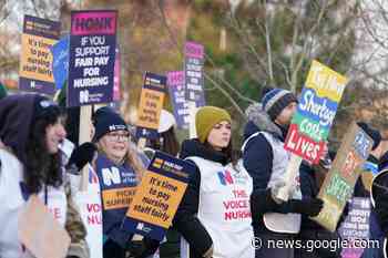 Thousands of nurses strike in dispute over pay - Barking and Dagenham Post