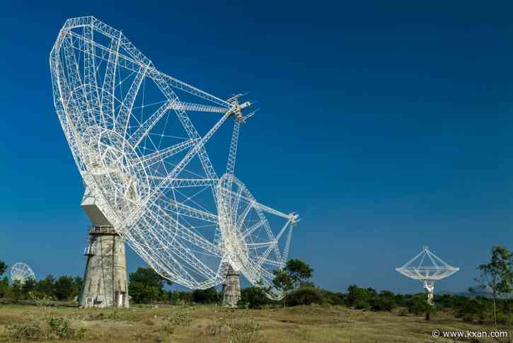 Radio signal detected from galaxy 8 billion light years away; breaks previous records