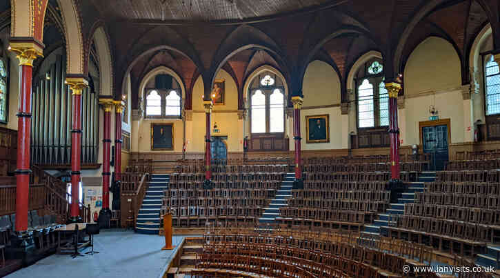 Harrow school offering public tours in February