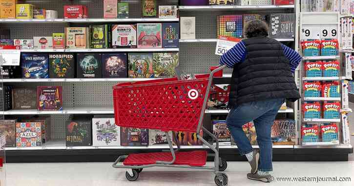 Experts Sound the Alarm as New Numbers Show Tumbling Retail Sales: 'There Are Cracks Appearing'
