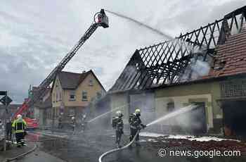 Feuer in Reutlingen: Brand in altem Bauernhaus – immenser Schaden - Kreiszeitung Böblinger Bote