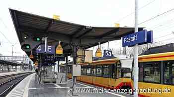 Mädchen prügeln am Bahnhof auf 14-Jährige ein