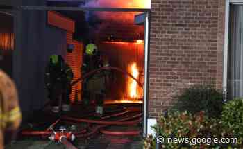 Brand legt garage en auto in Prins Hendrikstraat in de as - Brabants Centrum
