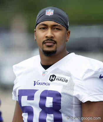 Vikings elevate Kyle Hinton, T.J. Smith from practice squad for game at Green Bay - Yahoo News