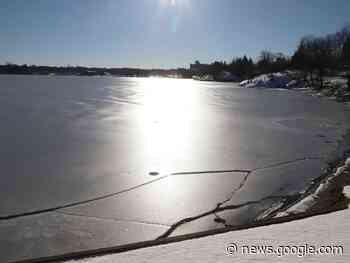 Contractors endeavouring to contain oil spill at Ramsey Lake - Timmins Times