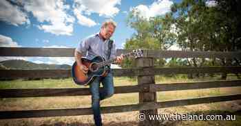 Troy Cassar-Daley is 'never too big' to play a beer garden