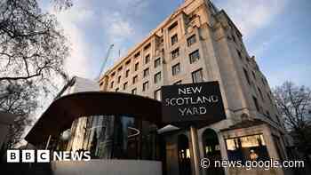 Met Police chief inspector arrested over child abuse images found dead - BBC