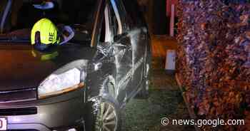 Vrouw gewond naar ziekenhuis na aanrijding tussen twee voertuigen - Het Laatste Nieuws