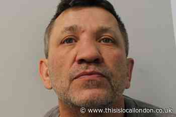 Man wanted by police after residential burglary in Wandsworth