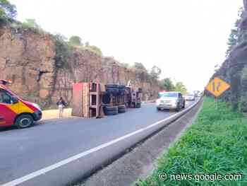 Caminhão tomba com família e caminhoneiro morre na BR-277, em ... - Bem Paraná