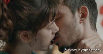 ‘All Eyes Off Me’ Review: Scenes of Seduction