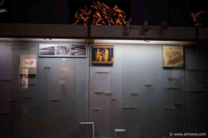 UNESCO Is Training European Nations in How to Save Ukrainian Art Looted by Russia