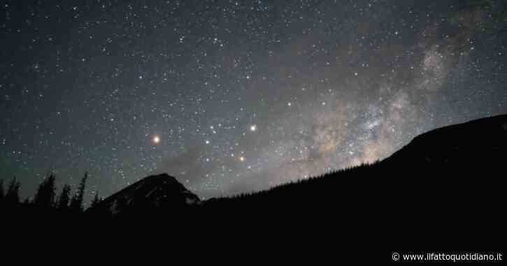 Il cielo stellato sta “svanendo”. Cos’è lo skyglow che oscura progressivamente le stelle