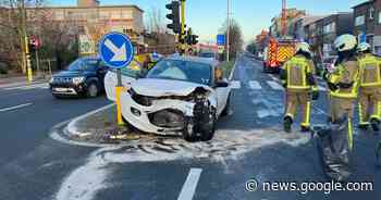 Grote verkeershinder door ongeval in Mortsel | Mortsel | hln.be - Het Laatste Nieuws