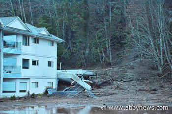 Geotech review of Campbell River slide underway as residents remain out of homes