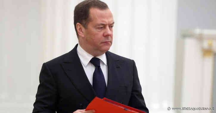 Medvedev: “Una sconfitta russa in Ucraina significcherebbe guerra nucleare”