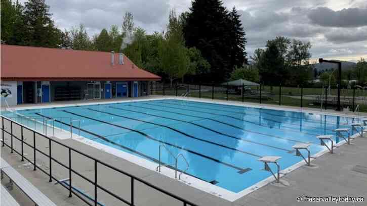 Abbotsford completes eight projects in 2022, including pool upgrades and bridge replacement, thanks to federal funding