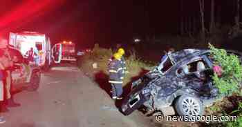 Acidente entre carro e caminhão fere condutor em Videira - Tele Notícias