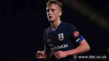 Crewe: Brighton keeper James Beadle and Southampton's Ryan Finnigan sign on loan