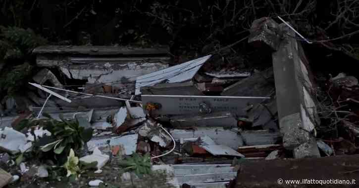 Benevento, crolla un’ala del cimitero di Sant’Agata dei Goti: tombe e bare finiscono in un vallone