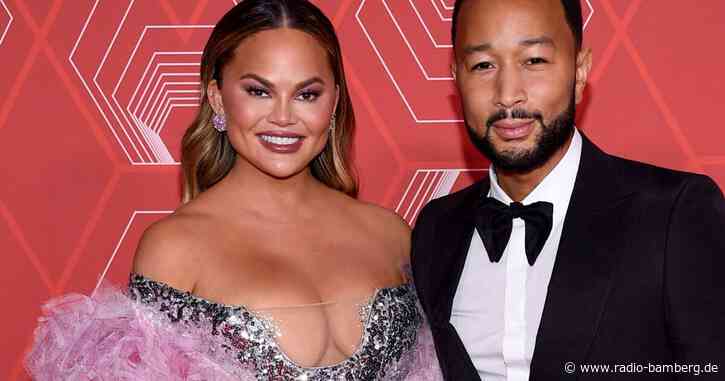Chrissy Teigen und John Legend stellen Töchterchen vor
