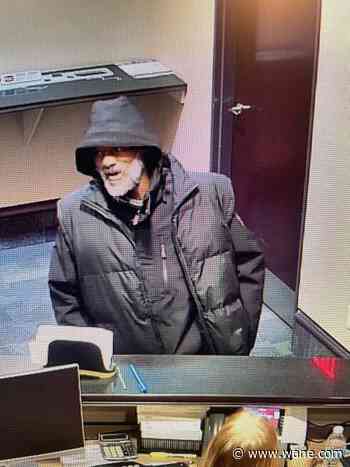 Police looking for suspect in downtown Fort Wayne bank robbery