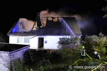 Dachstuhl ausgebrannt: Blitzeinschlag löst Wohnhausbrand in ... - Kölnische Rundschau