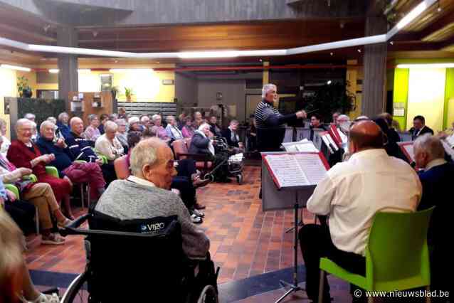 Veel volk voor concert fanfare in Breugheldal