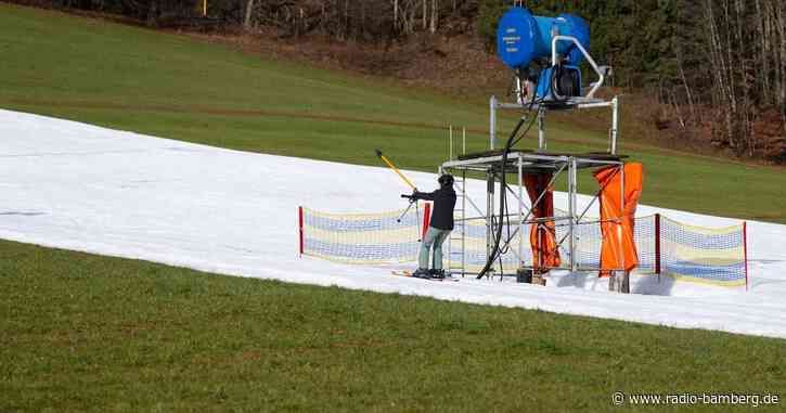 Warm: Betrieb auf Kunststoff-Piste startet in Oberaudorf