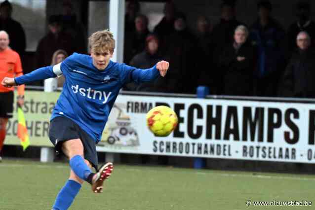 Andreas Dewaet gaat met Wijgmaal op bezoek bij ex-ploegmaat Lennert De Keukeleere: “Lennert was zelfs ooit nog mijn babysit”