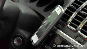 Police say more and more Toronto drivers are watching TV at the wheel