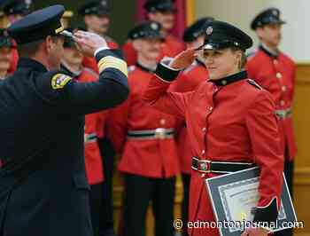 Edmonton firefighters discuss changes to 2023 recruitment process