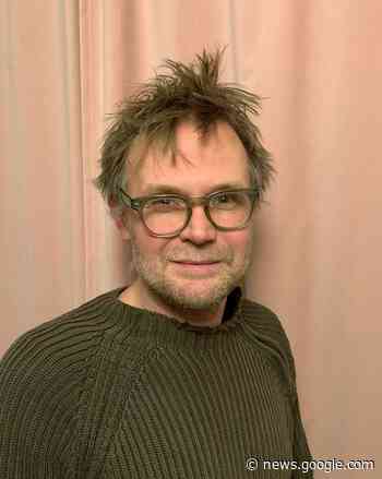 Deze vijf platen neemt platenhandelaar Bas Kleijn mee naar een ... - Parool.nl