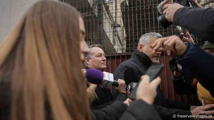 Romanian judge grants 30-day extension of Tate detention