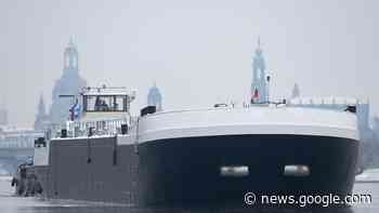 113-Meter-Schiff passiert Dresden: Bilder einer anspruchsvollen ... - t-online