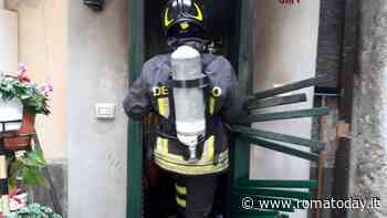 Lavatrice in corto circuito provoca incendio in appartamento