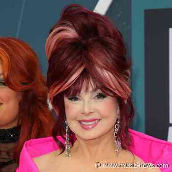 Naomi Judd's family 'deeply distressed' by publication of her suicide note