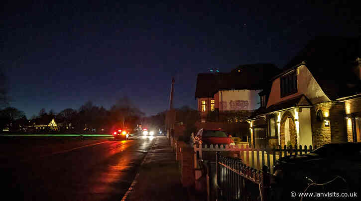 Theydon Bois – the town with no street lights