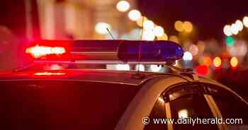 Suspect leads police on chase in St. Charles, crashes into two vehicles